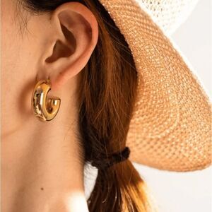 5/$25 Gold Color Chunky Hoops